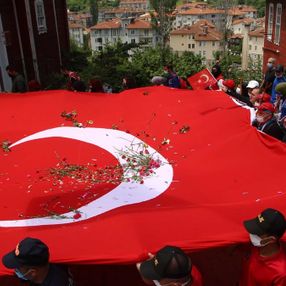 Muharrem Kasapoğlu, Atatürk ve İstiklal Yolu yürüyüşüne katıldı