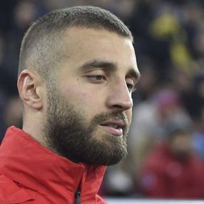 Galatasaray 2 oyuncuyu birden açıkladı