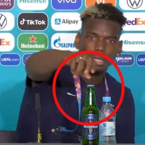 Pogba basın toplantısında önündeki birayı kaldırdı