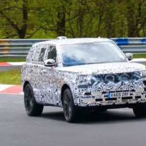 Yeni nesil Range Rover bir kez daha test edildi