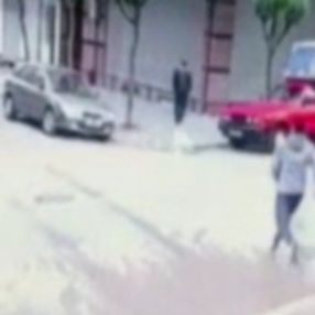 Zeytinburnu'nda Çinli iş insanına gasp