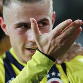 Pelkas'a Rubin Kazan kancası