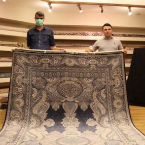 Nevşehir'de, 6 metrekare olan ipek halı 800 bin liradan satılıyor
