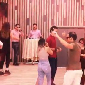 CHP Gençlik Kolları'nın gece için müzik talebi