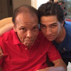 Muhammed Ali'nin torunu Nico Ali Walsh, ilk profesyonel boks maçına çıkıyor
