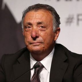 Beşiktaş'ta golcü transferini Ahmet Nur Çebi bitirecek