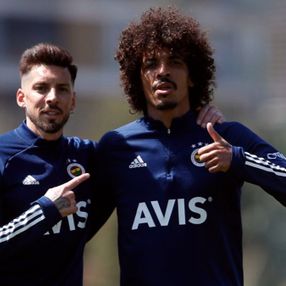 Luiz Gustavo ve Jose Sosa indirimi kabul etmedi