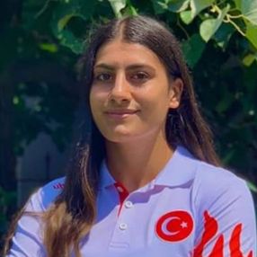 Avrupa Gençler Güreş Şampiyonası'nda Melisa Sarıtaç altın madalya kazandı