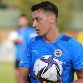 Fenerbahçe antrenmanında yıldız detayı