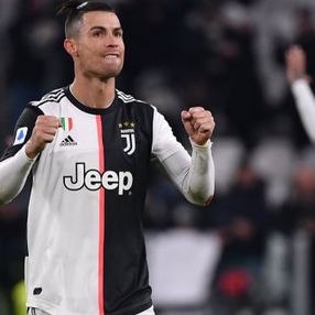 Cristiano Ronaldo, Instagram'da en çok kazanan isim konumunda