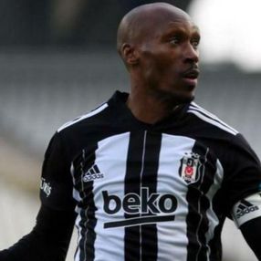 Beşiktaş Atiba ile anlaştı