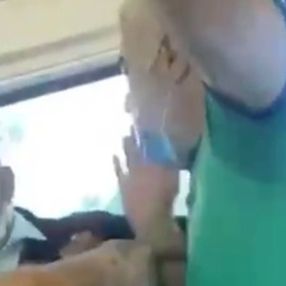 İstanbul'da maskesini çene altına takan yolcu, burun altına takanla tartıştı