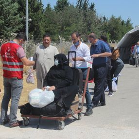 Suriyeliler bayram için Kilis'ten ülkelerine dönüyor