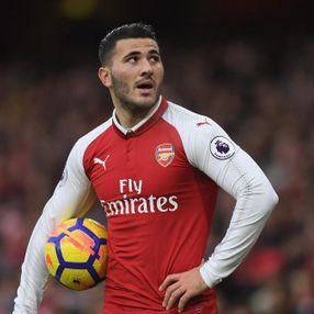 İspanyol basını: Mesut Özil, Kolasinac'ı Fenerbahçe'ye getiriyor