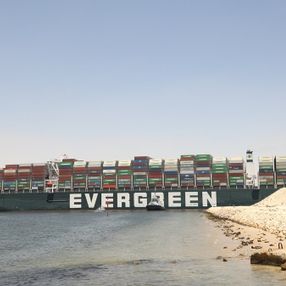 Süveyş Kanalı'nı tıkayan 'Ever Given' Mısır’dan ayrılıyor