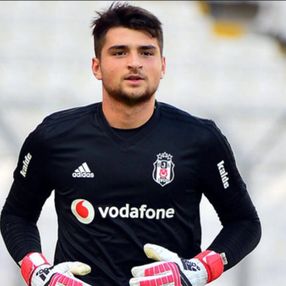 Beşiktaş ve Nice, Ersin Destanoğlu için masada