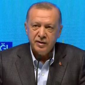 Cumhurbaşkanı Erdoğan'a Diyarbakır'da Biji Serok tezahüratı