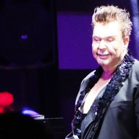 Bodrum'da konser veren Kuşum Aydın, alkışı az bulunca sahneden indi