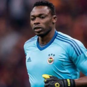 Carlos Kameni trafik kazası geçirdi
