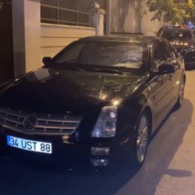 Beşiktaş’ta zırhlı aracın gizli bölmesinden silah ve kokain çıktı
