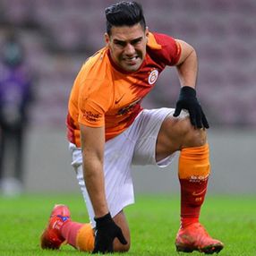 Galatasaray'da Radamel Falcao sakatlandı