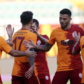 Galatasaray'ın PSV maçı kadrosu belli oldu