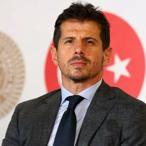 Emre Belözoğlu, Milli Takım'a imzayı atacak