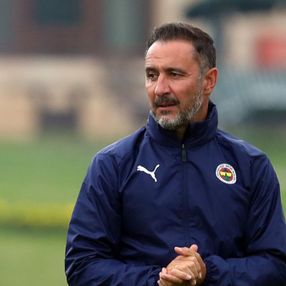 Fenerbahçe'de 4 futbolcu kadro dışı bırakıldı