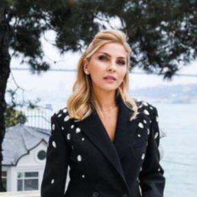 Arzu Sabancı, Suriyelilerin Türkiye'de bulunmasından rahatsız