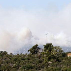 Mersin ve Adana yangınlarında söndürme çalışmaları