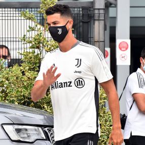 Juventus, koronavirüs nedeniyle karantinaya girdi
