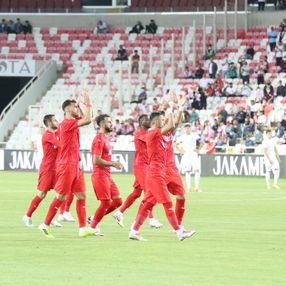 Sivasspor, Konferans Ligi'nde bir üst tura yükseldi