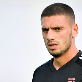 Leverkusen de Merih Demiral'ı istiyor