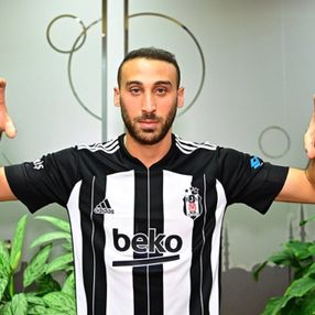 Cenk Tosun Beşiktaş'a bonservisiyle dönüyor