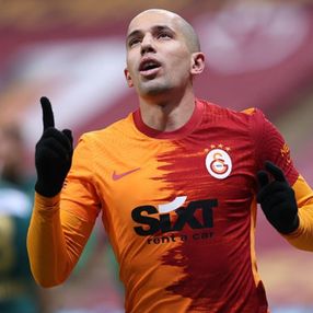 Fatih Terim, Feghouli'yi tamamen sildi