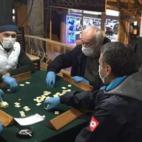 2 doz aşı olmayan kahvehane ve kıraathaneye alınmayacak