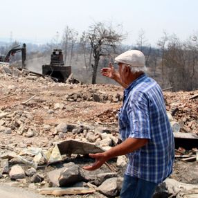 Antalya'da 4 evi yandı: 54 yıllık emeğim, 2 dakikada bitti