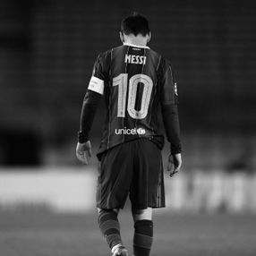 Barcelona Messi ile yollarını ayırdı