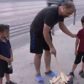 İstanbul'da yol kenarında mangal yapıldı