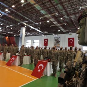 İhtisas kursunu tamamlayan bordo bereliler yemin etti