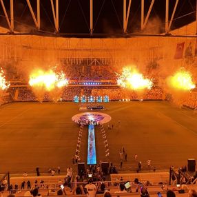 Adana Demirspor şampiyonluk kupasını kaldırdı