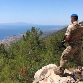 Kazdağları'nı yangınlara karşı komandolar korumaya aldı