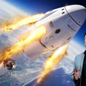Elon Musk'tan NASA'ya: Uzay giysilerini biz yapalım