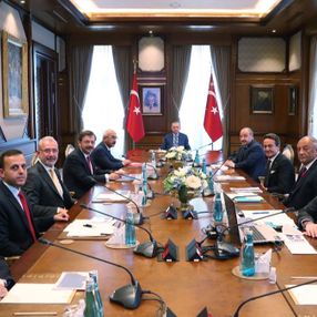 Cumhurbaşkanı Erdoğan, TOGG heyetiyle görüştü