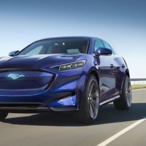 Ford, çip krizi nedeniyle bazı sevkiyatları erteledi