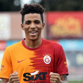 Benfica yönetimi, Galatasaray'dan süre istedi