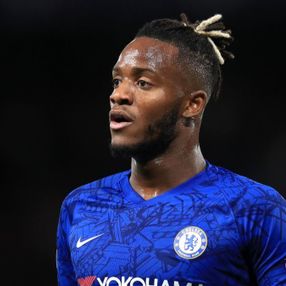 Michy Batshuayi bu gece İstanbul’a geliyor