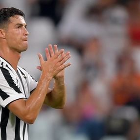Allegri: Ronaldo takımda kalacak