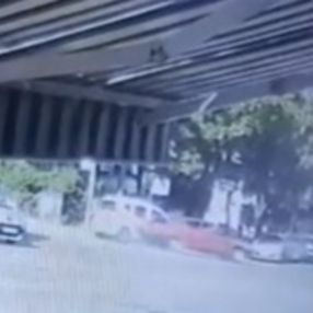 Bursa'da ehliyetsiz sürücü ortalığı birbirine kattı