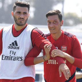 Fenerbahçe, Sead Kolasinac ile anlaştı